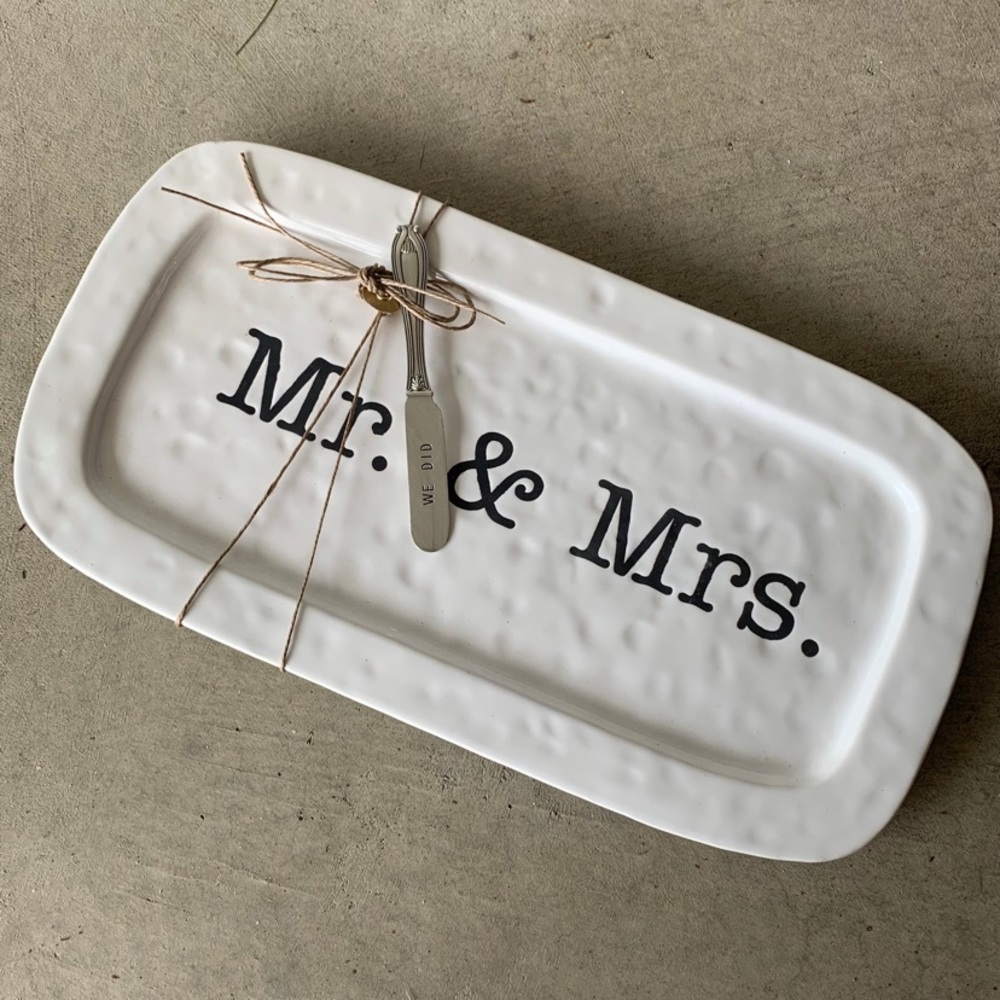 Mudpie branded new mr. And mrs. serving tray with we did knife.